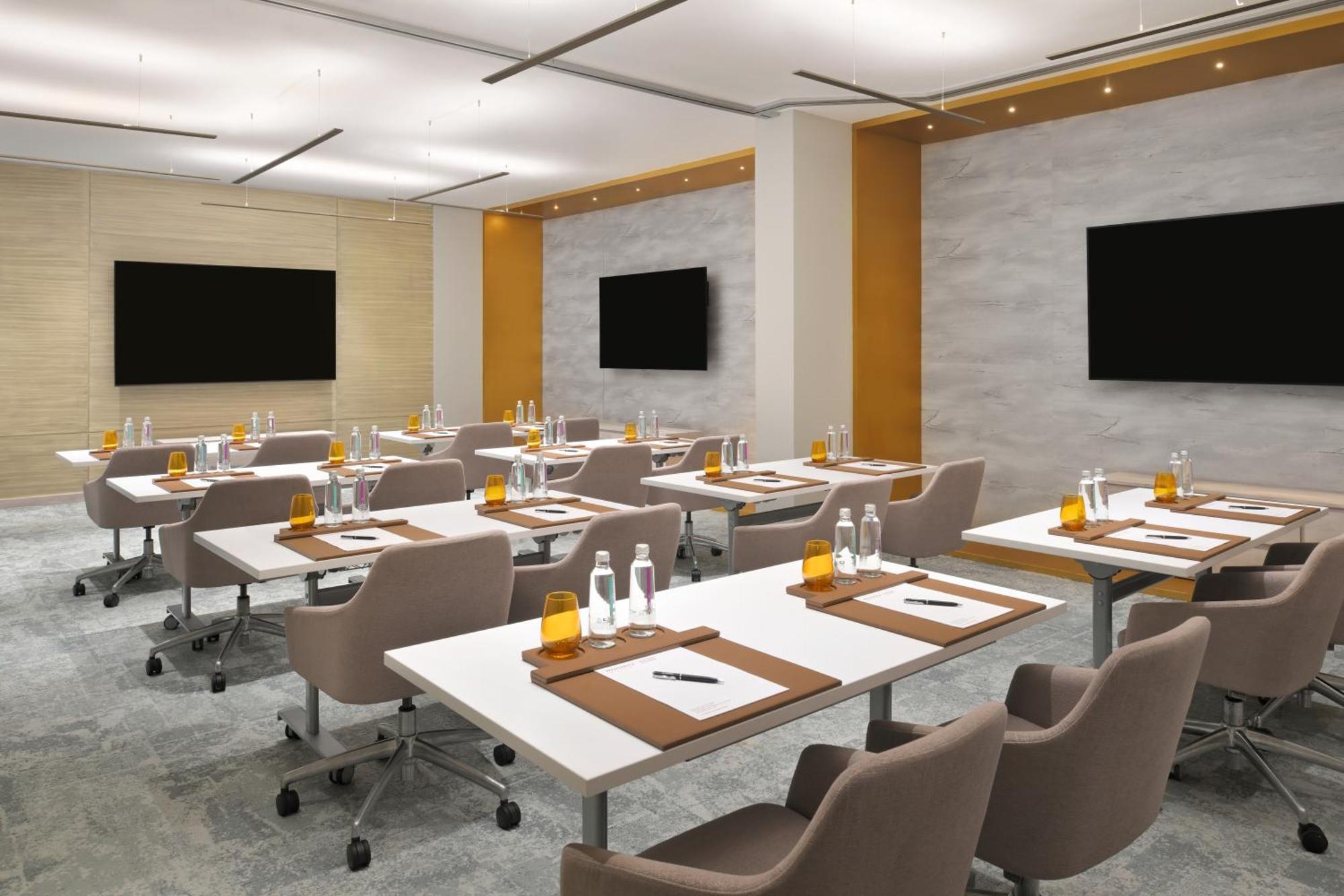 Mövenpick Tahlia 5*